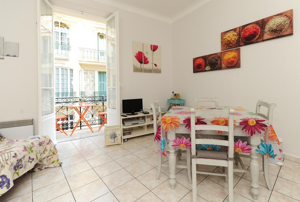 La Romantica Dante Five Stars Holiday House Ница Екстериор снимка